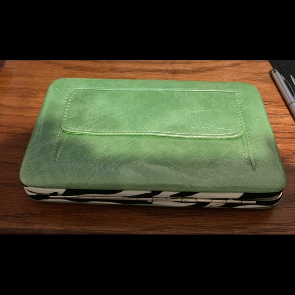 Cross pocket wallet - Picture 3 of 3